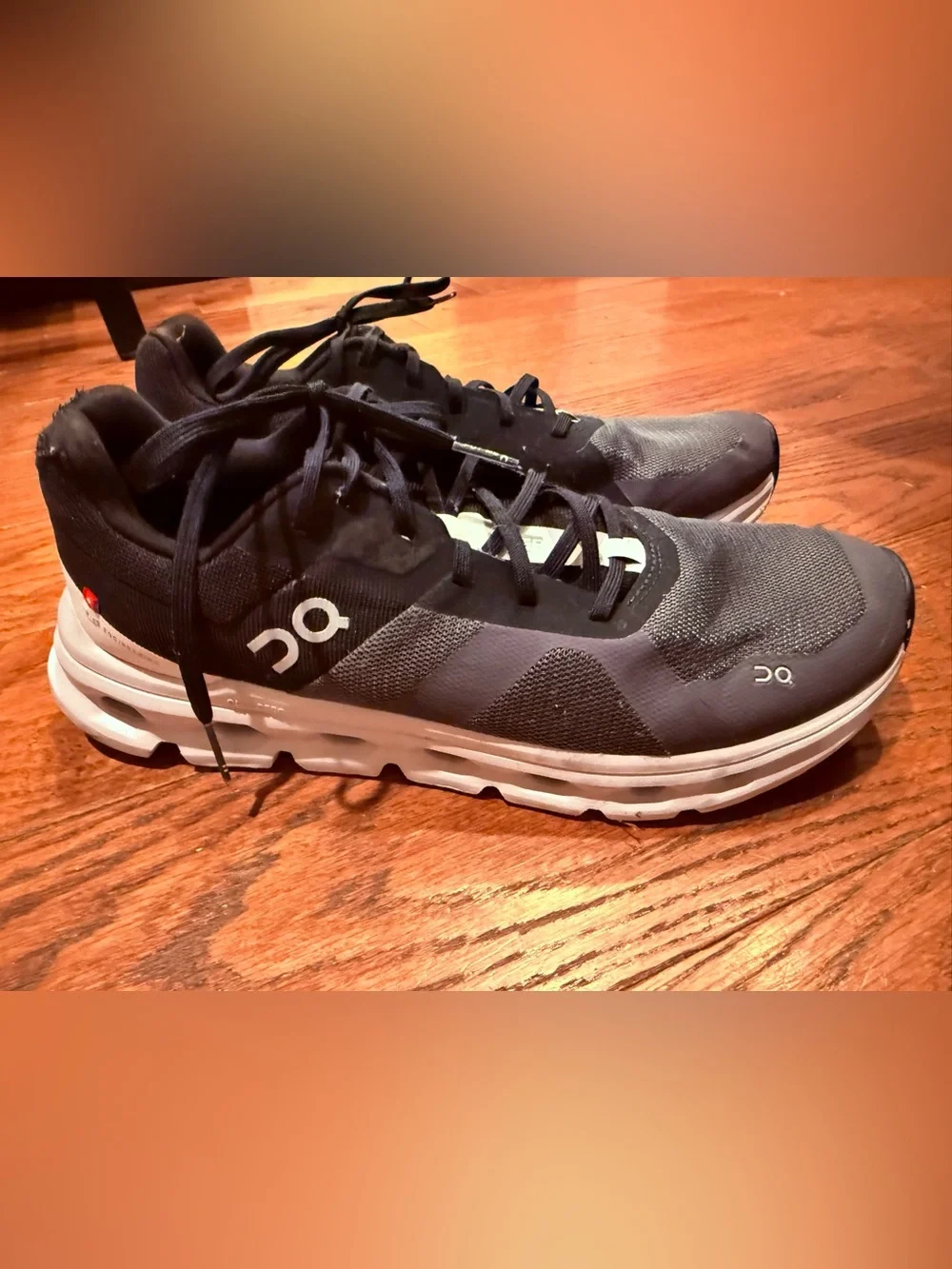 On Cloud Cloudrunner Men’s 10 Black Gray Running Shoes Speedboard Sneakers